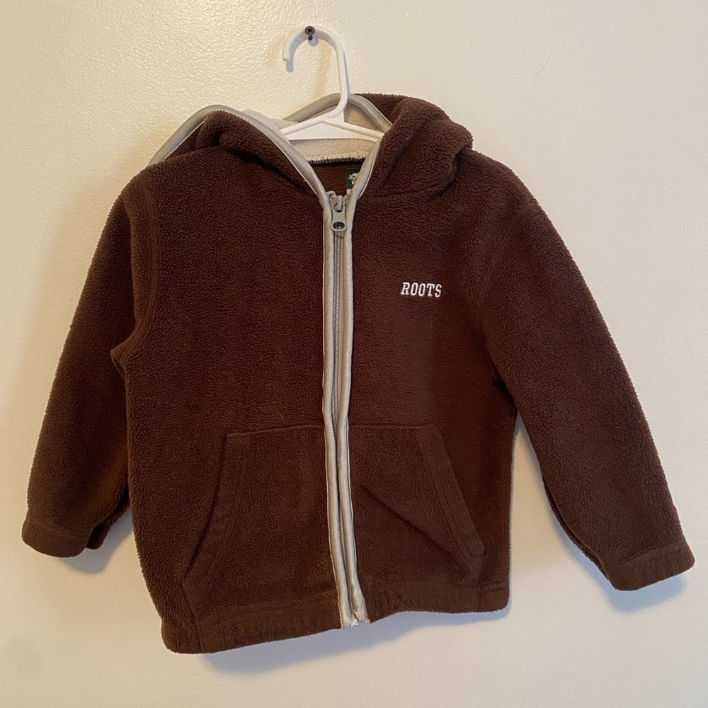 Roots sweater
